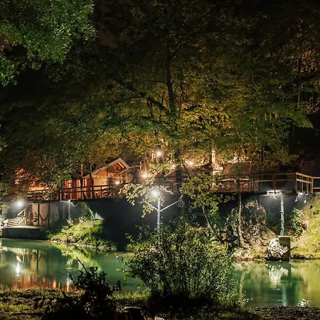 Rzav, Ti I Ja. Prázdninový dům Arilje